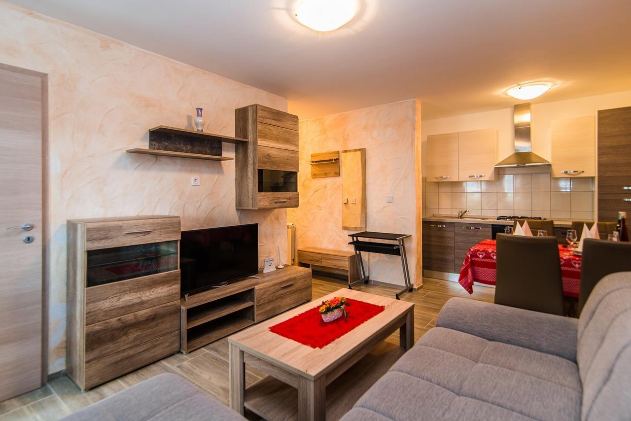Apartment Stela Porec Exterior photo