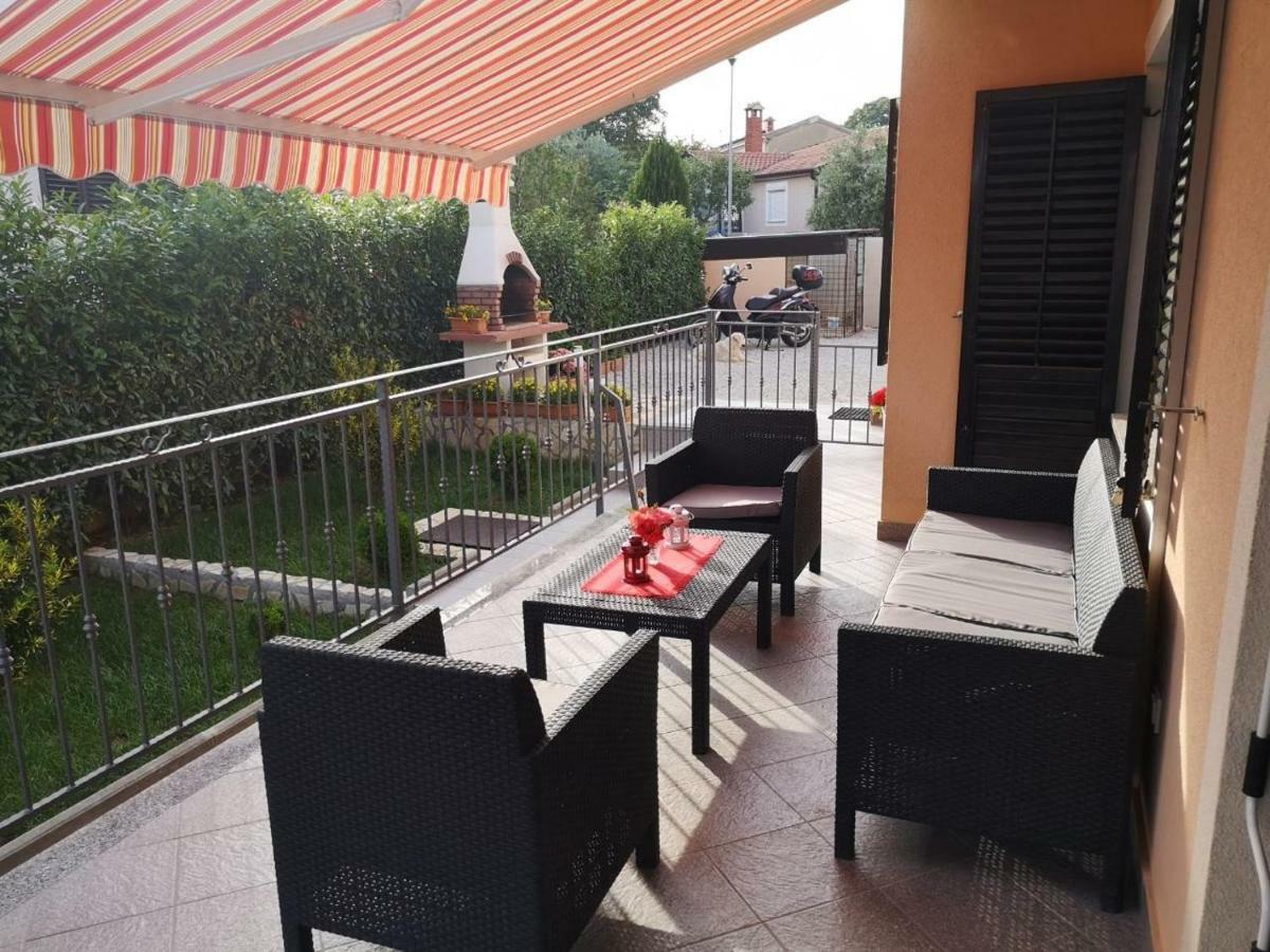 Apartment Stela Porec Exterior photo