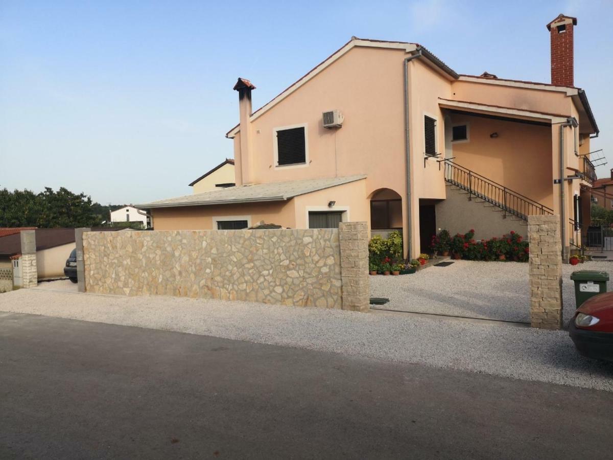 Apartment Stela Porec Exterior photo